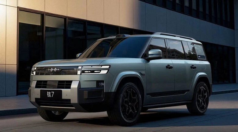 В России на учёт поставили первый пятиметровый BYD Leopard&nbsp;Ti7 с расходом всего 6,3 л на 100 км